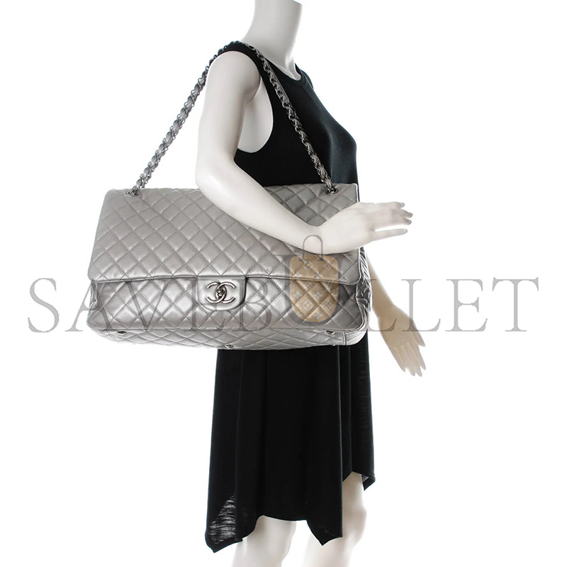 CHANEL CALFSKIN XXL TRAVEL FLAP BAG SILVER (46*28*15cm)